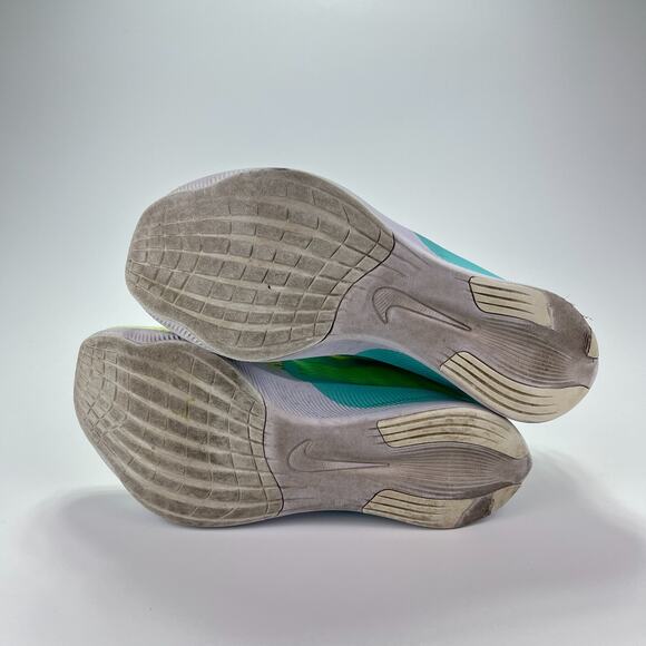 Nike Zoom Fly 4 Bright Yellow Athletic Running Shoes Sneakers Women's Size 9 - Picture 9 of 10